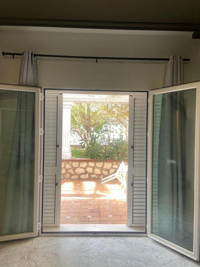 16:9 Los Molinos Suites Алмерия Екстериор снимка